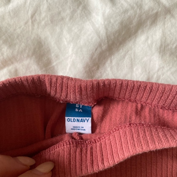 Two pairs of Old Navy tights, toddler girl, size 5T - Picture 4 of 4